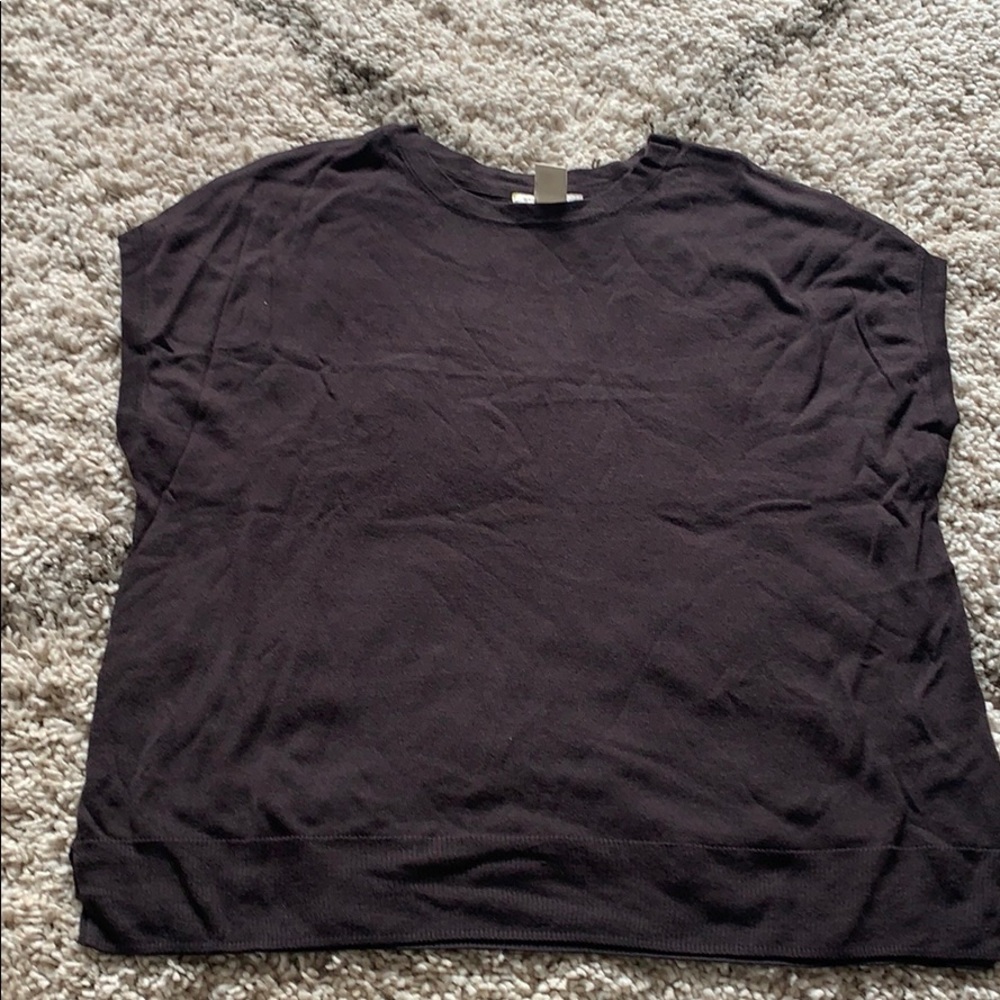 H&M Basic Black Tee